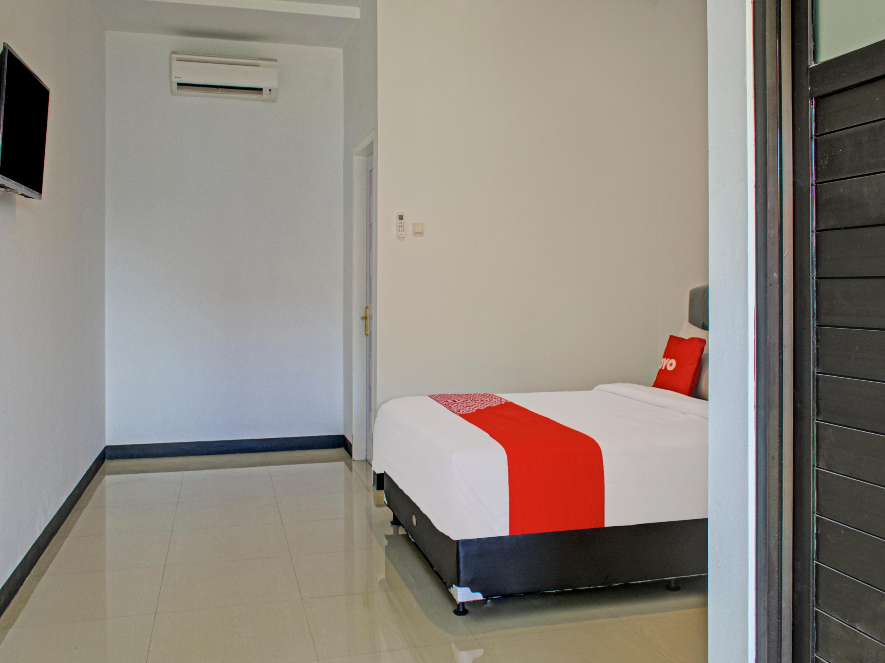 Oyo 3841 Wisma 25 Cilacap Zewnętrze zdjęcie